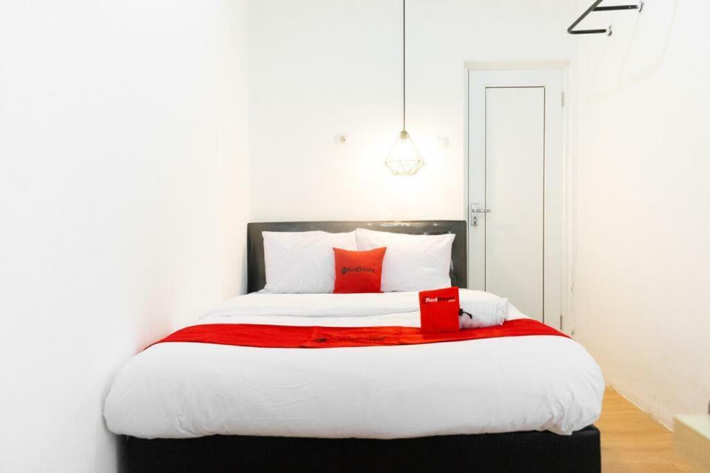Fybed Lejlighedshotel Semarang Eksteriør billede