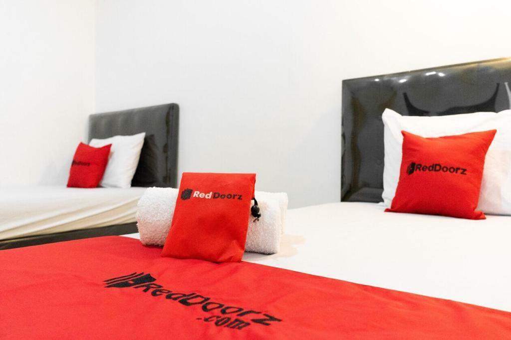 Fybed Lejlighedshotel Semarang Eksteriør billede